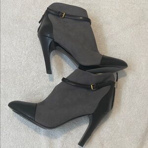 Stella McCartney Vegan SuedeBlack and Gray Sophisticated Baddie Ankle Boots 7.5